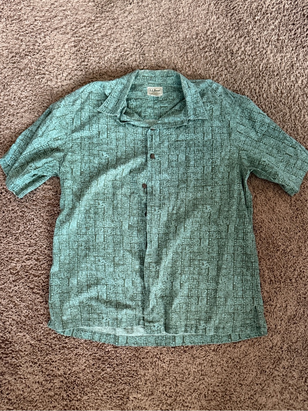 Vtg L.L. Bean Green Patterned Short-Sleeve Button-Down Shirt